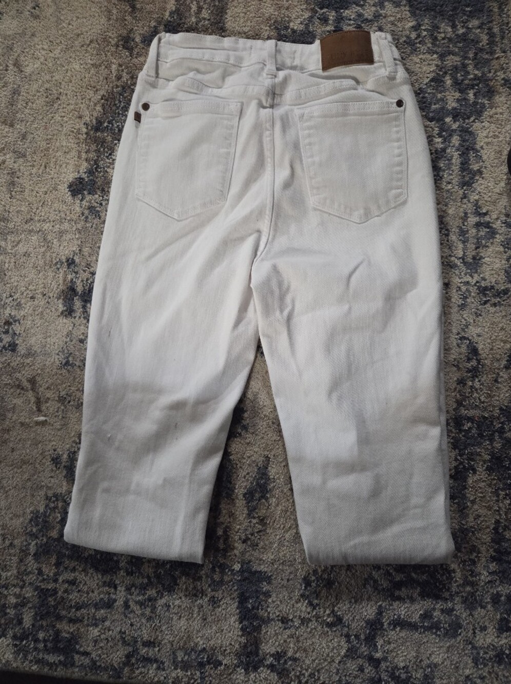 Judy Blue High Waist White Non-Distressed Jeans- Size 5/27 - Picture 7 of 8